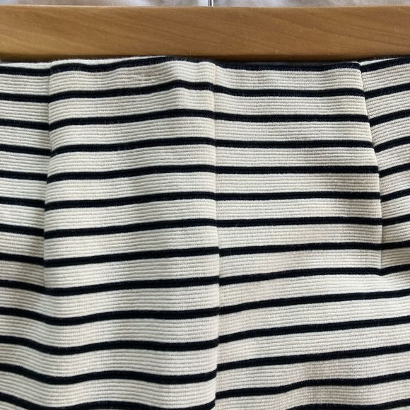 COPY - 𝅺loft striped stretch pull on skirt. Size XS - Picture 3 of 6